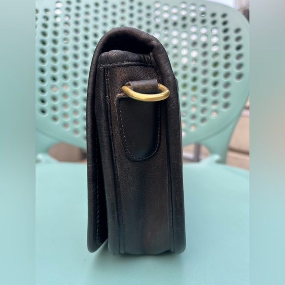 Vintage Coach Pocket Purse (#9755) - Picture 4 of 11